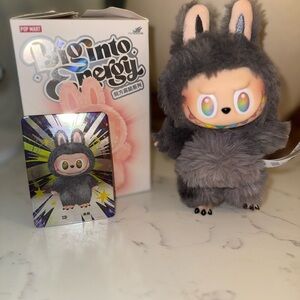 Pop Mart The Monster Big Into Energy Secret ID Labubu 
 100%,authentic,New,Rare.